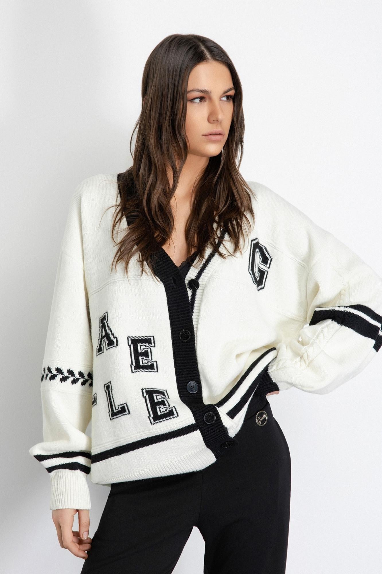 cardigan in maglieria con ricamo logo off white gaëlle paris GAABW07165MBFI0001OFF-WHITE GAELLE