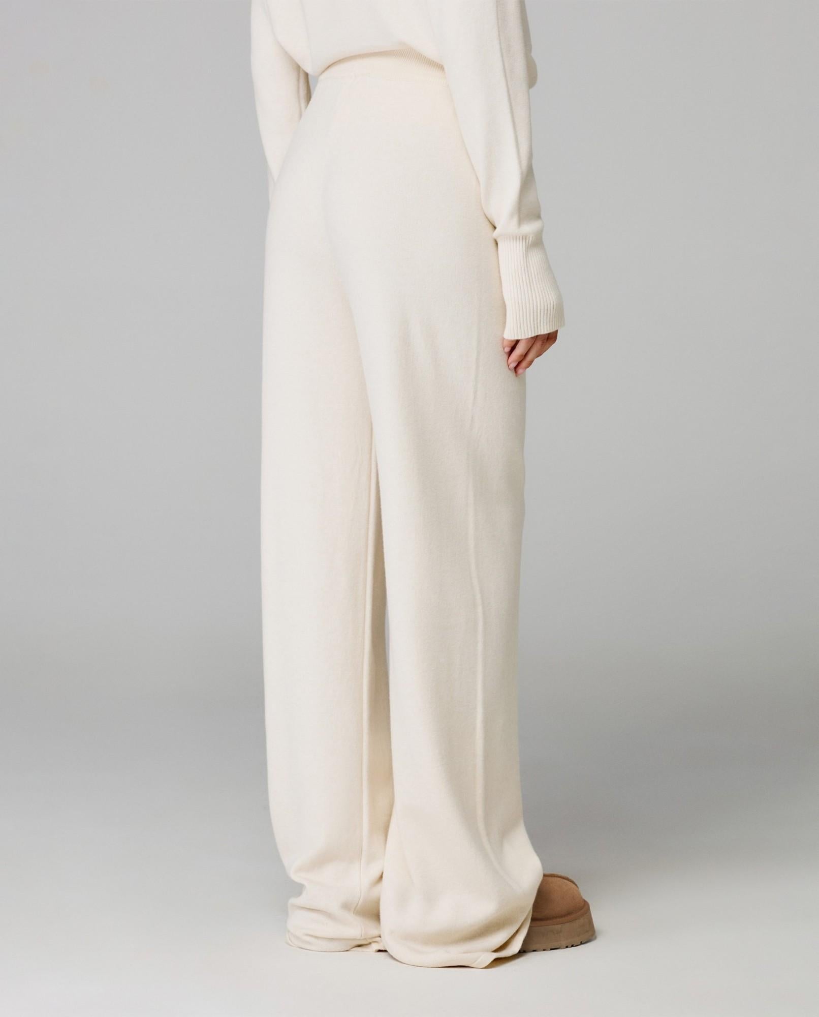 pantalone in maglia a palazzo con nervature bianco burro hinnominate HMABW02128MTTM0001AVORIO HINNOMINATE