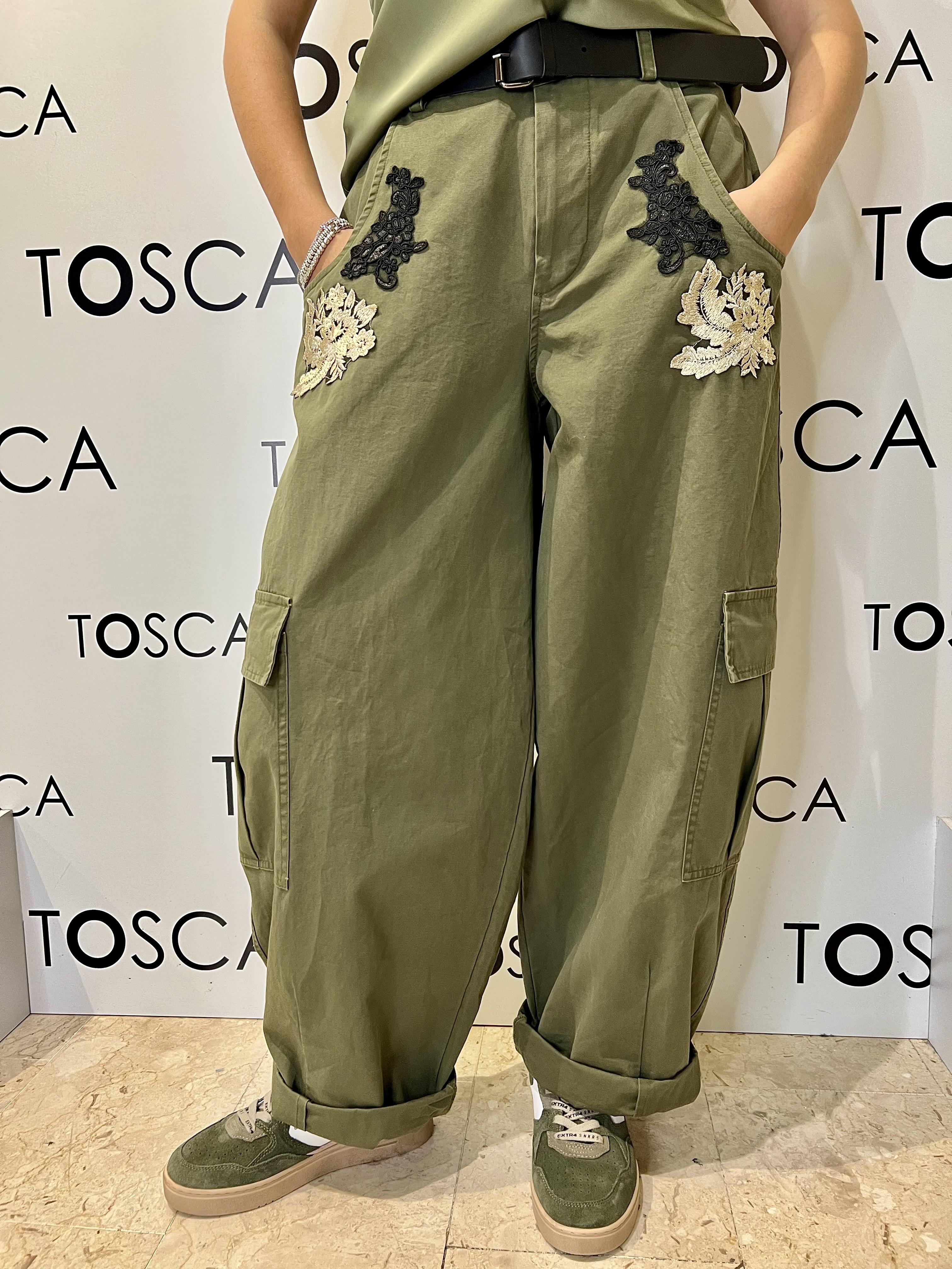 pantaloni cargo con ricamo tensione in HM867VERDE TENSIONE IN