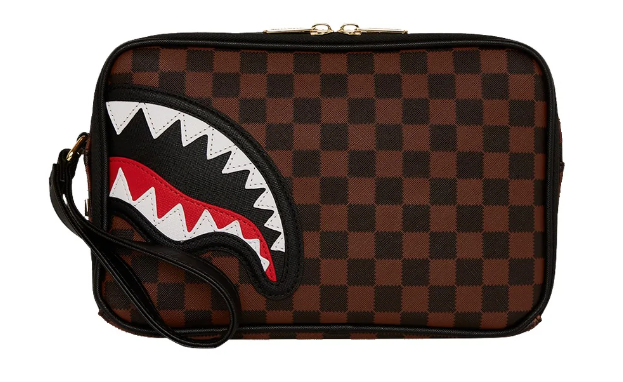 pochette sprayground sawtooth sharks in paris toiletry brick 910B7840 SPRAYGROUND