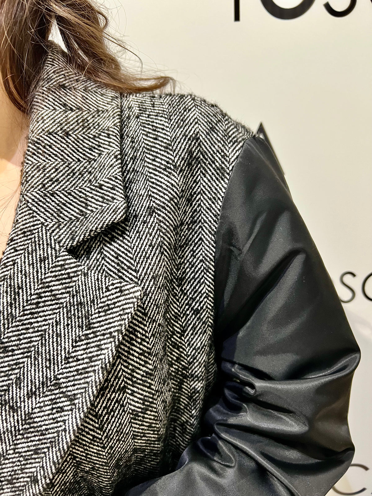 cappotto over lungo in panno e maniche in nylon 