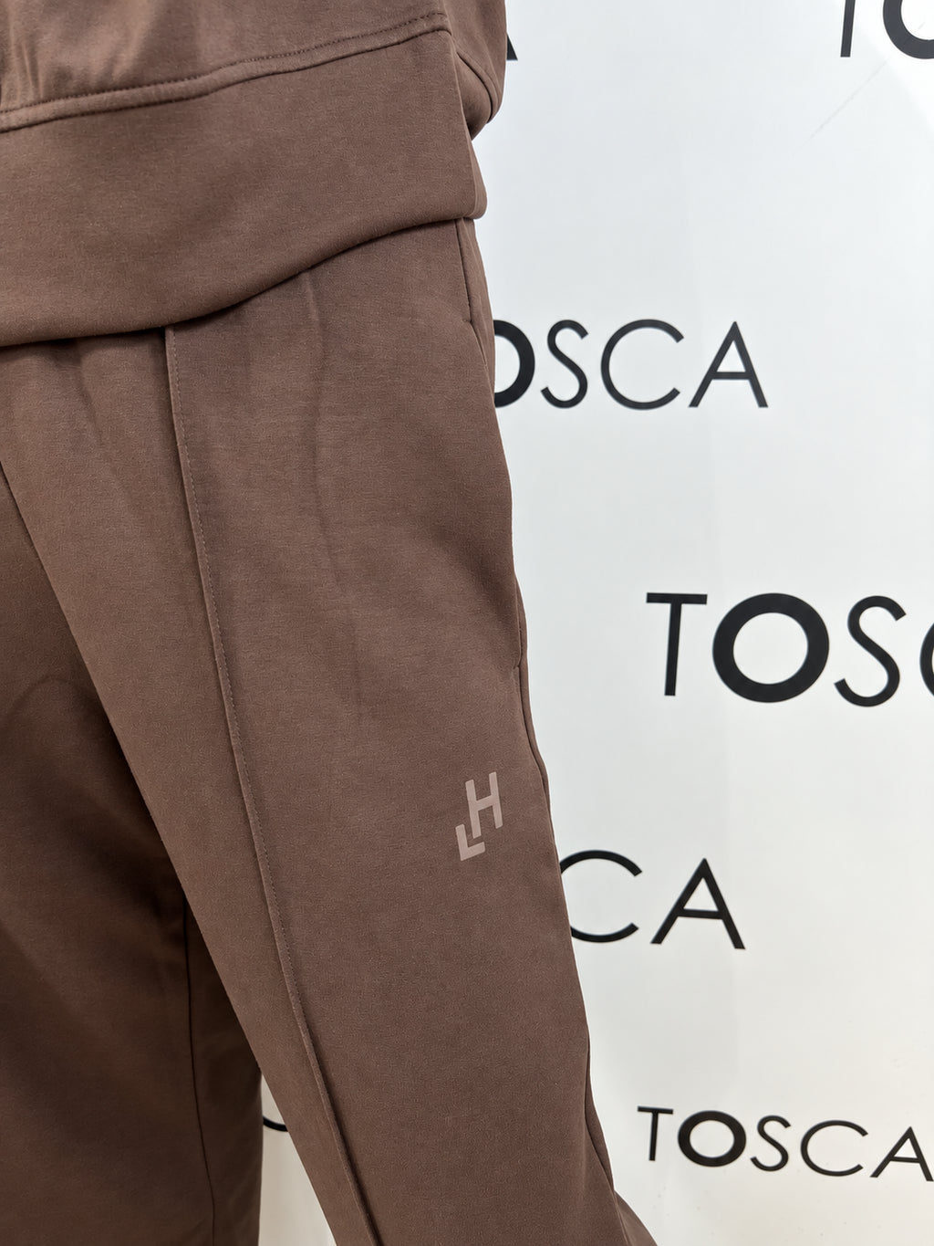 pantalone in viscosa con nervature<BR/>hinnominate 