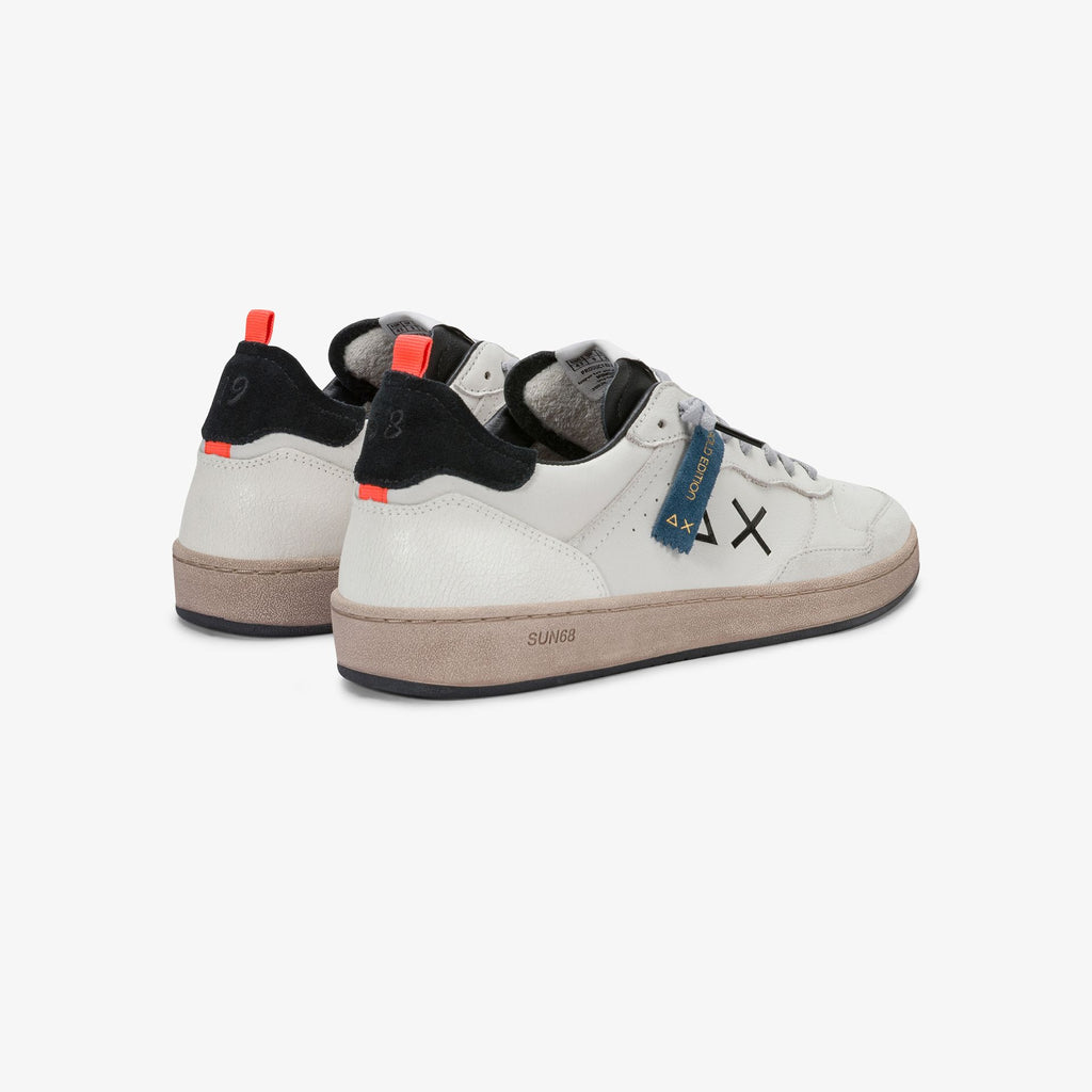 sneaker urban basket in pelle bianco panna/nero sun68<BR/> 