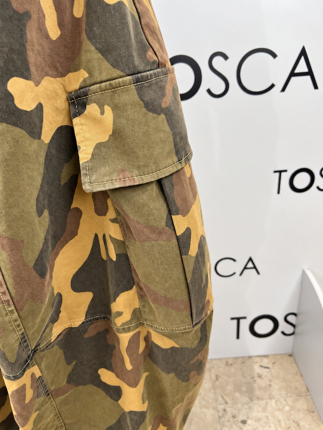pantalone barrel con tasche laterali tensione in 