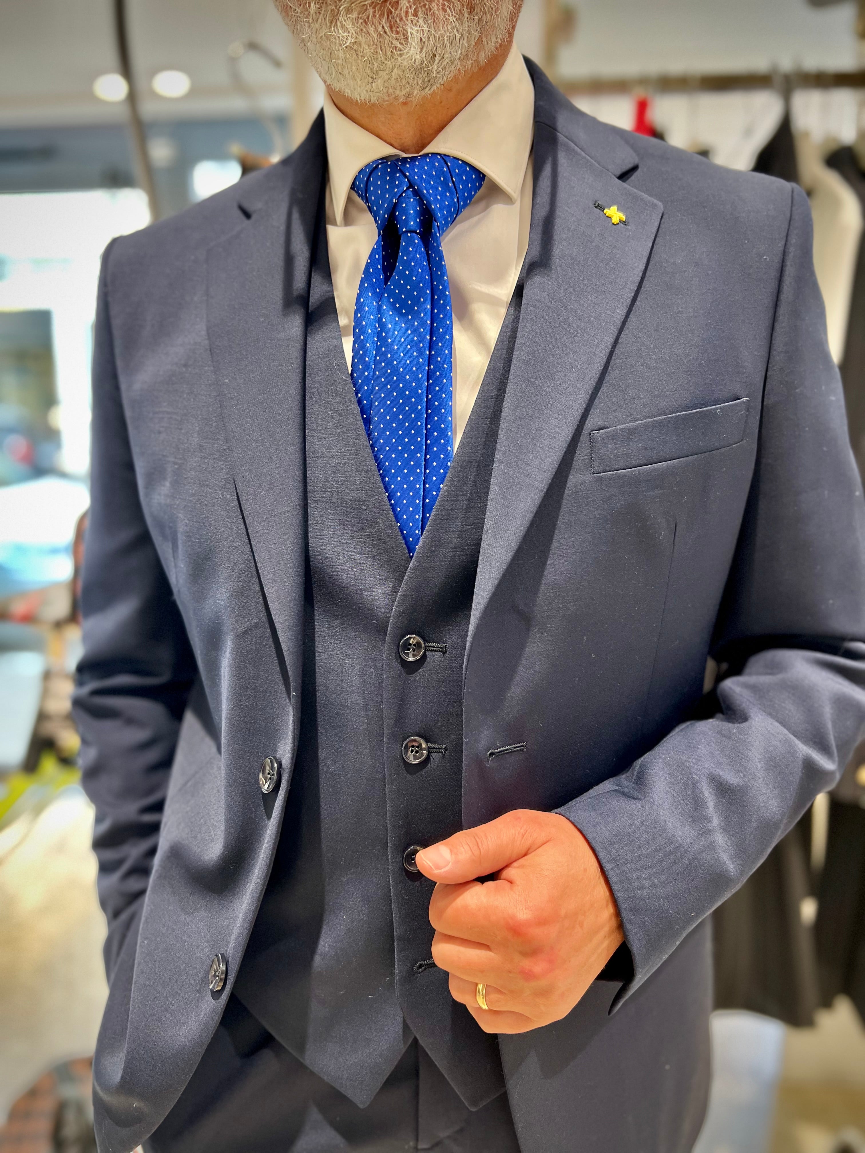 abito con gilet fresco lana alessandro gilles 
