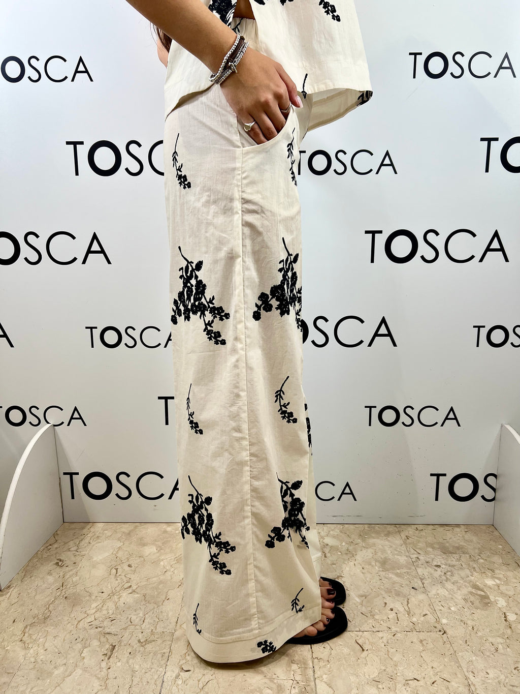 pantaloni svasati floreale white wise 