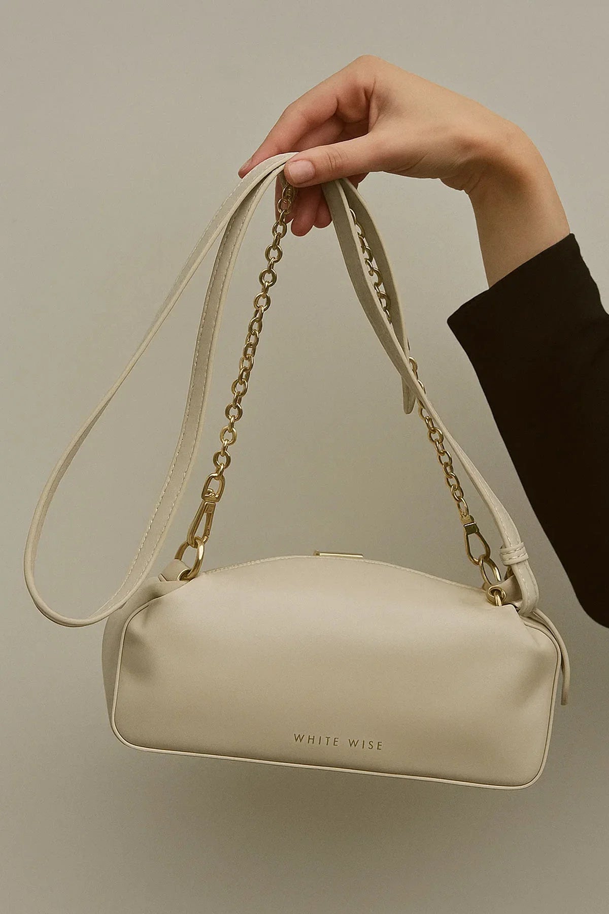 White Wise BIGNÉ - BORSA IN ECOPELLE CON CATENA - WB31011