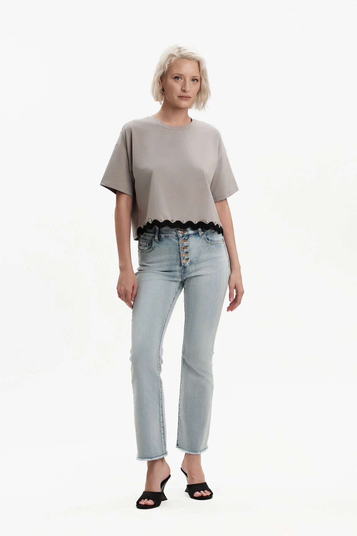 White Wise CROP TOP CON PASSAMANERIA E STRASS - WW31178
