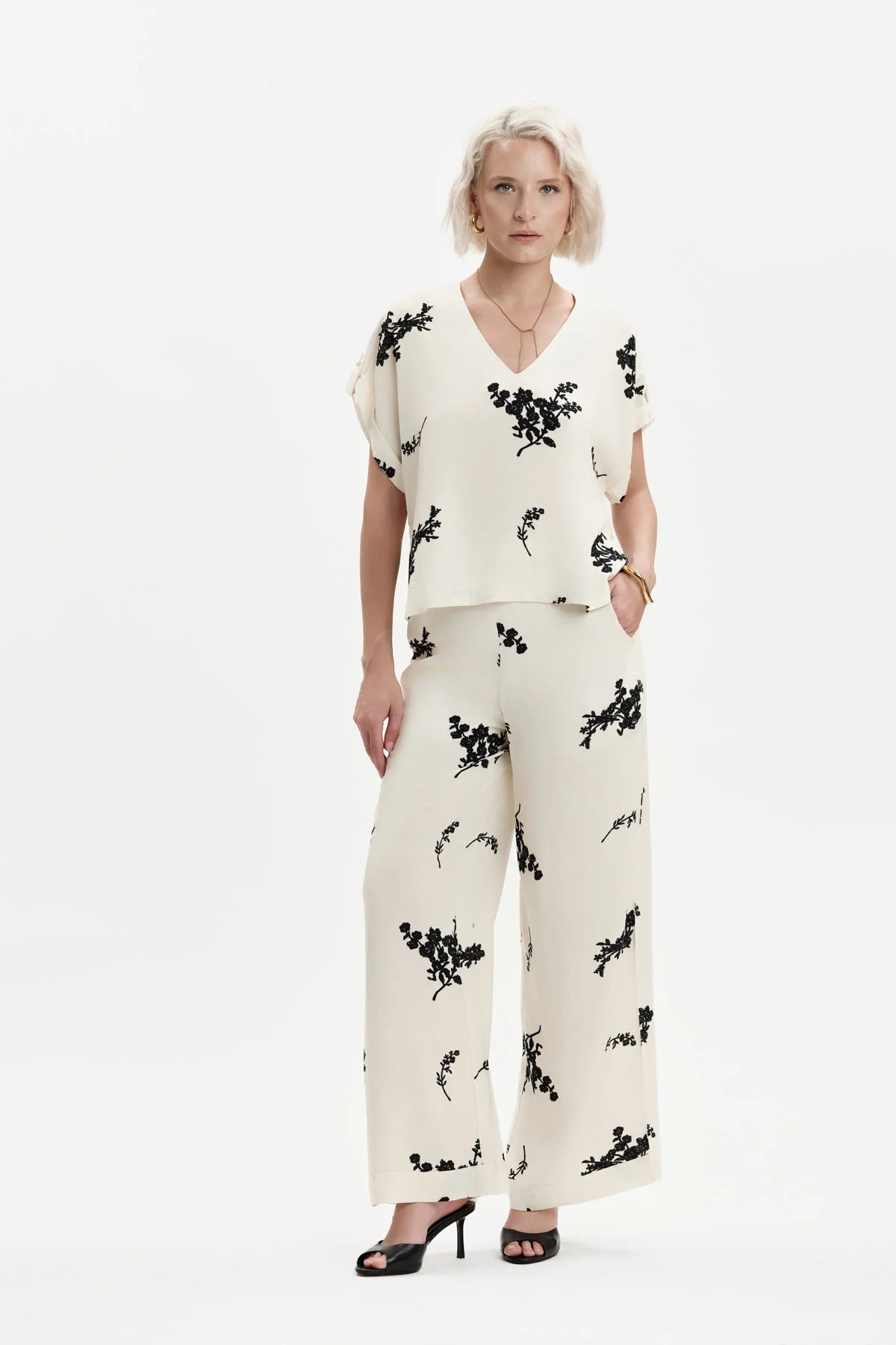 White Wise PANTALONI SVASATI FANTASIA FLOREALE - WW31540