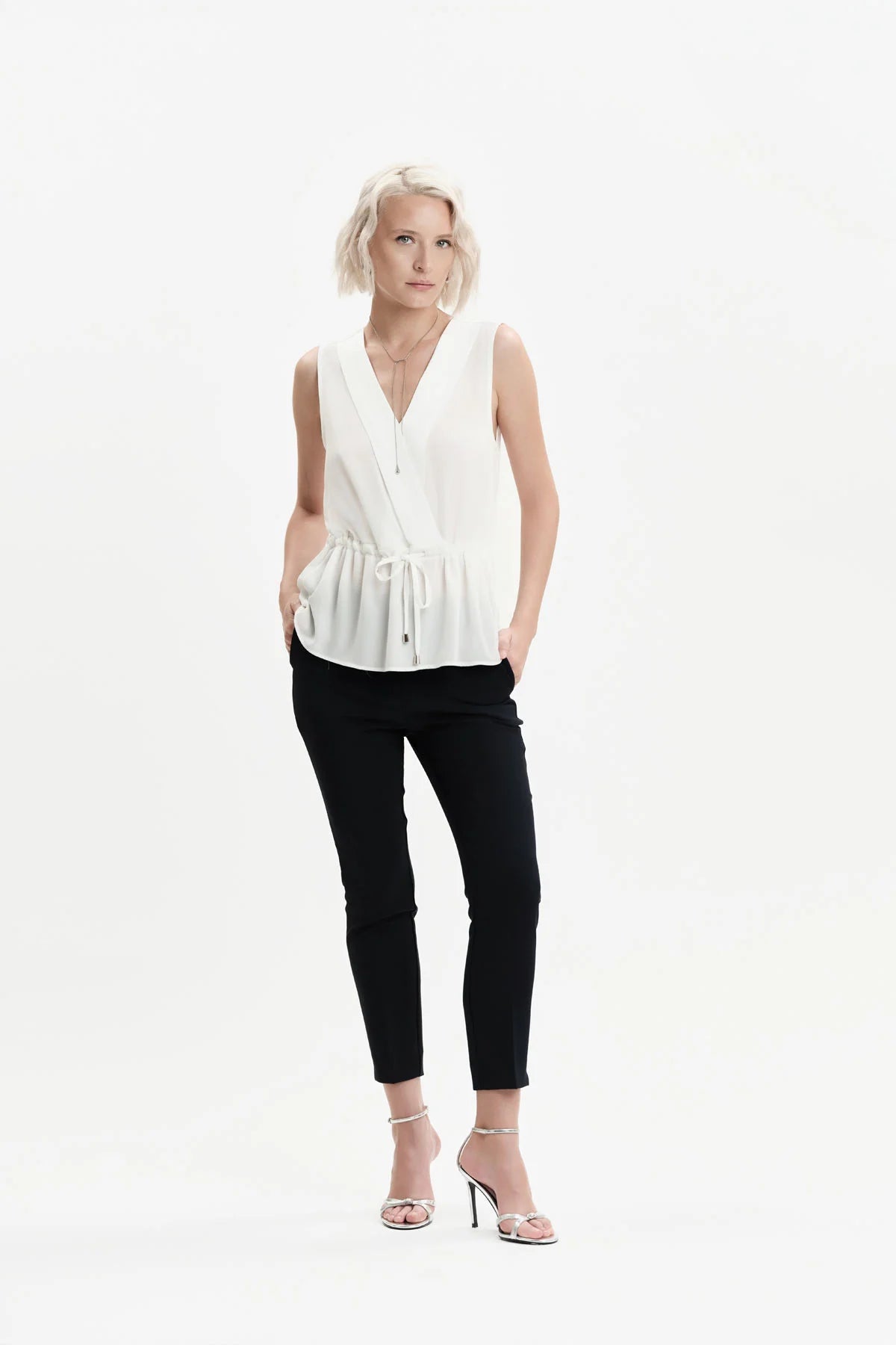 White Wise PANTALONI CON SPACCHETTO BI-STRETCH - WW31707