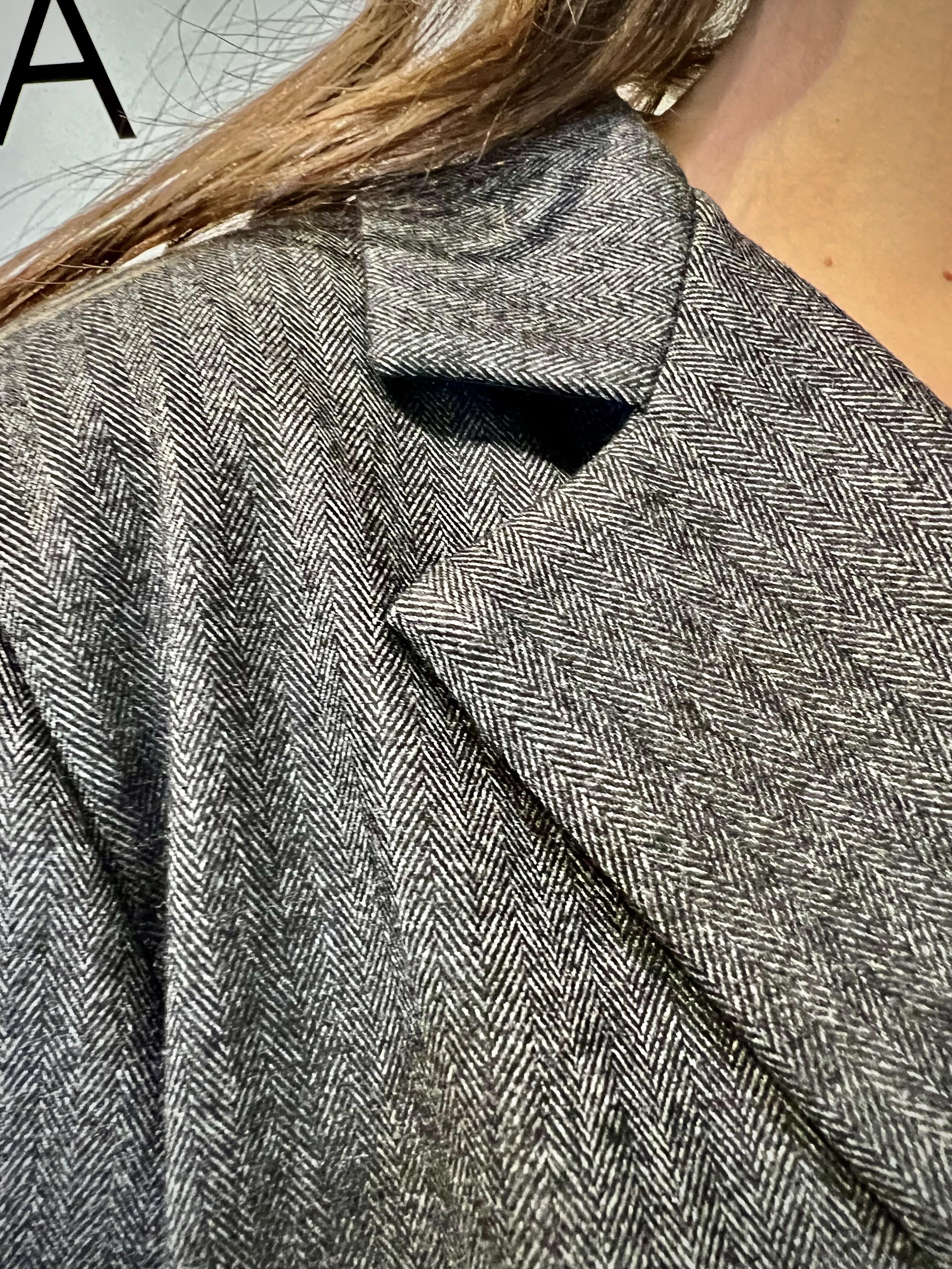 giacca over + gonna in pizzo   tensione in 37720GRIGO/NERO TENSIONE IN