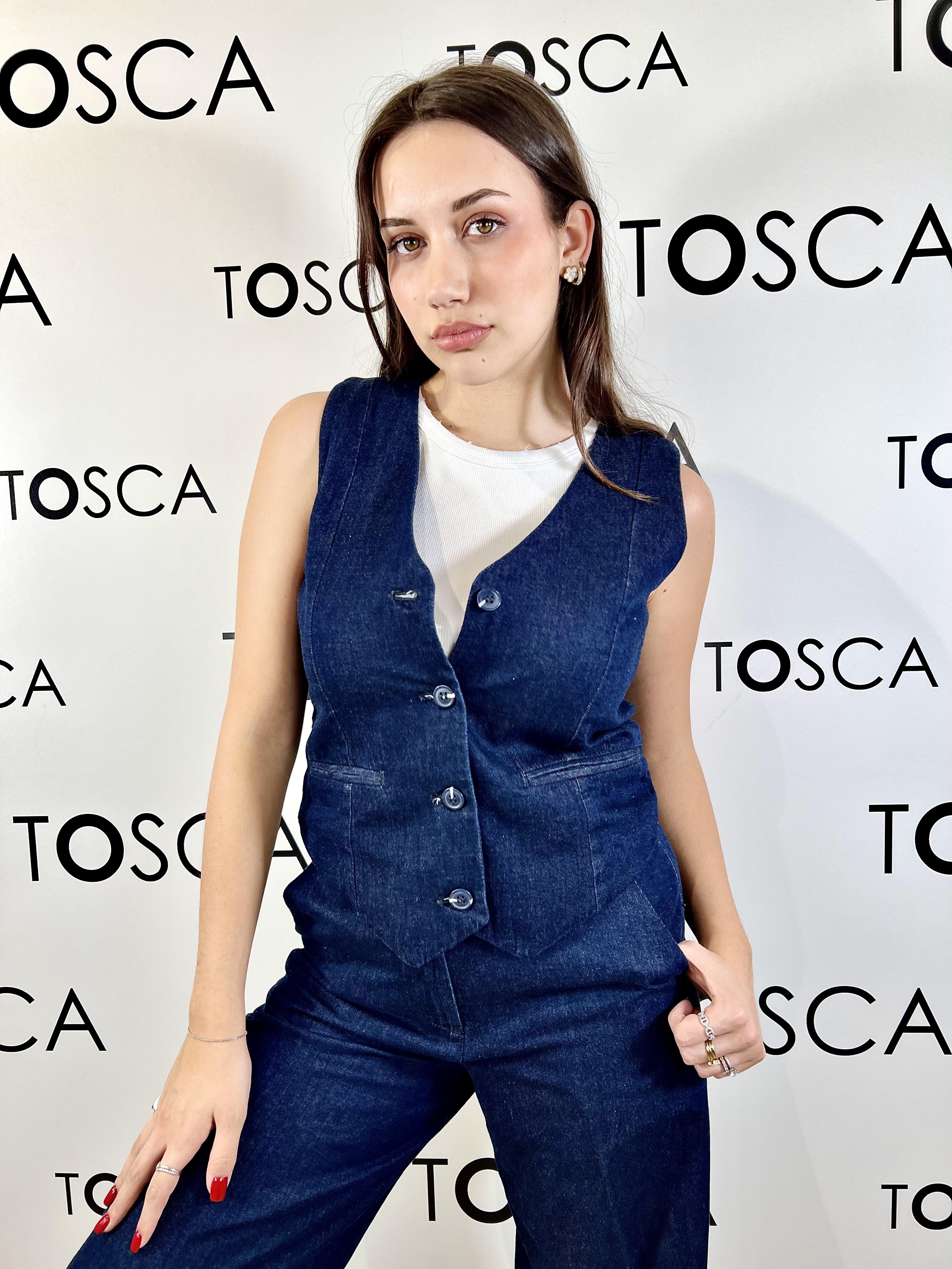 gilet con linee sartoriali e chiusura a bottoni silvian heach 