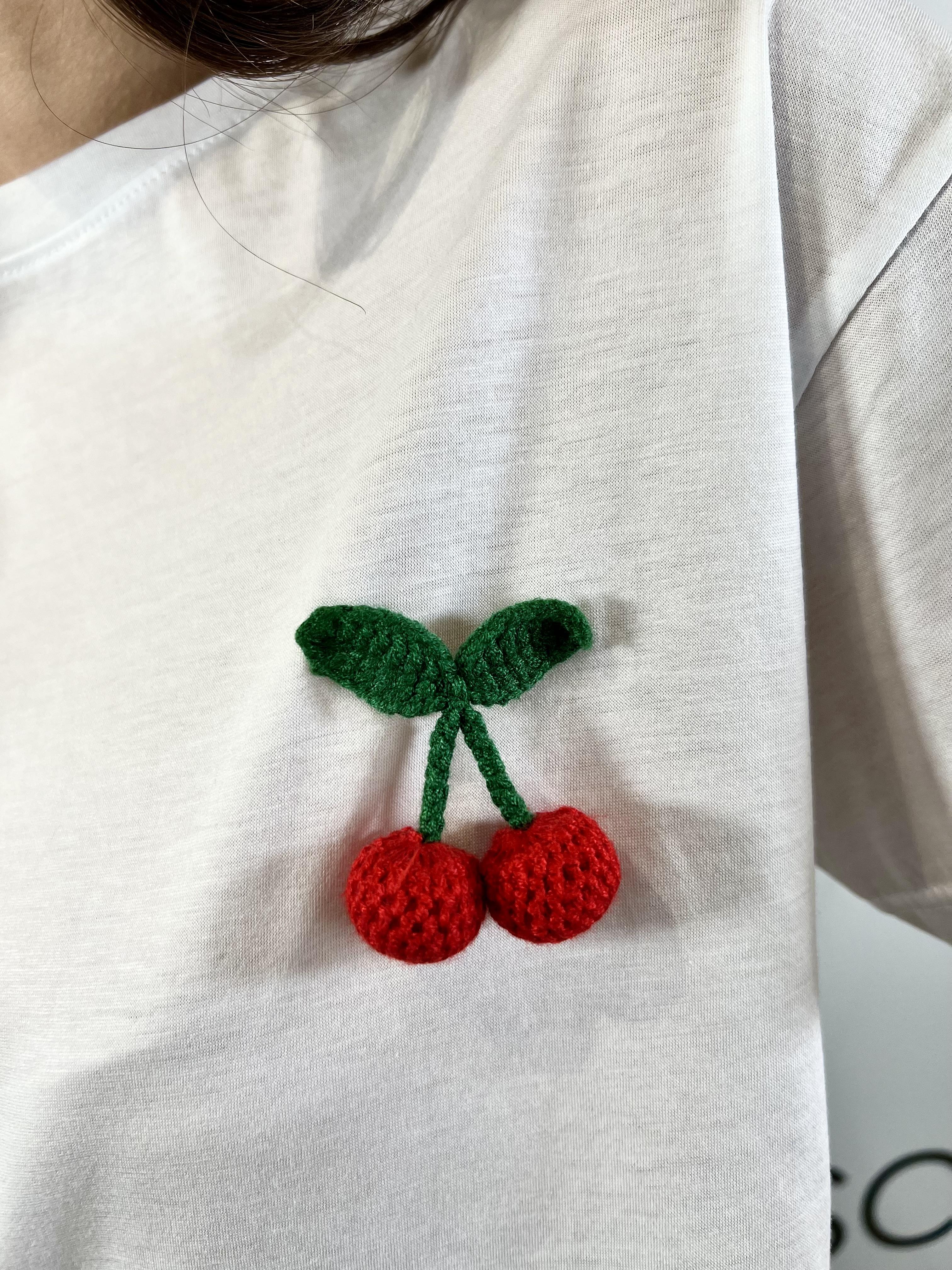 crop top applicazione cherry white wise 
