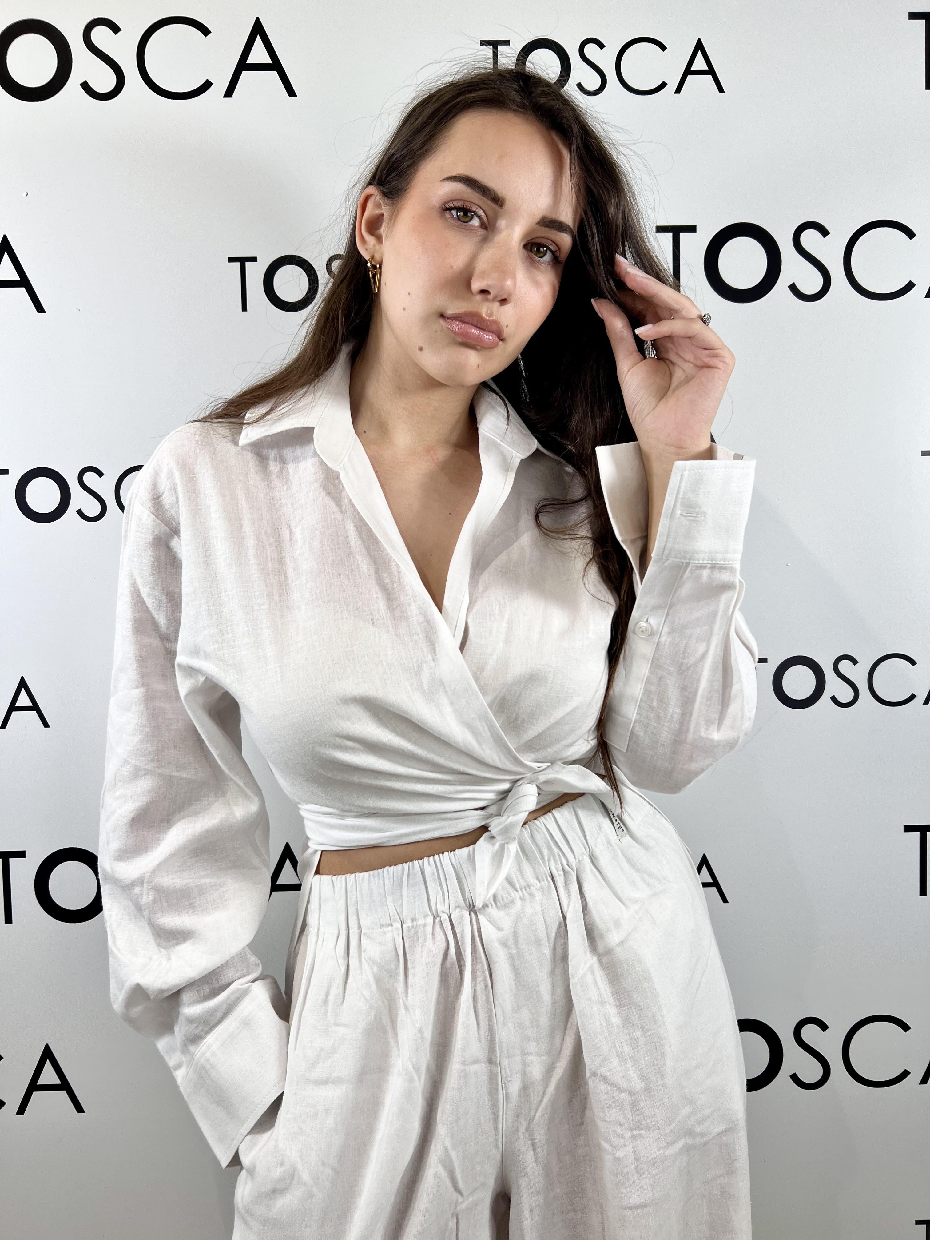 camicia corta in lino con nodo sul davanti 