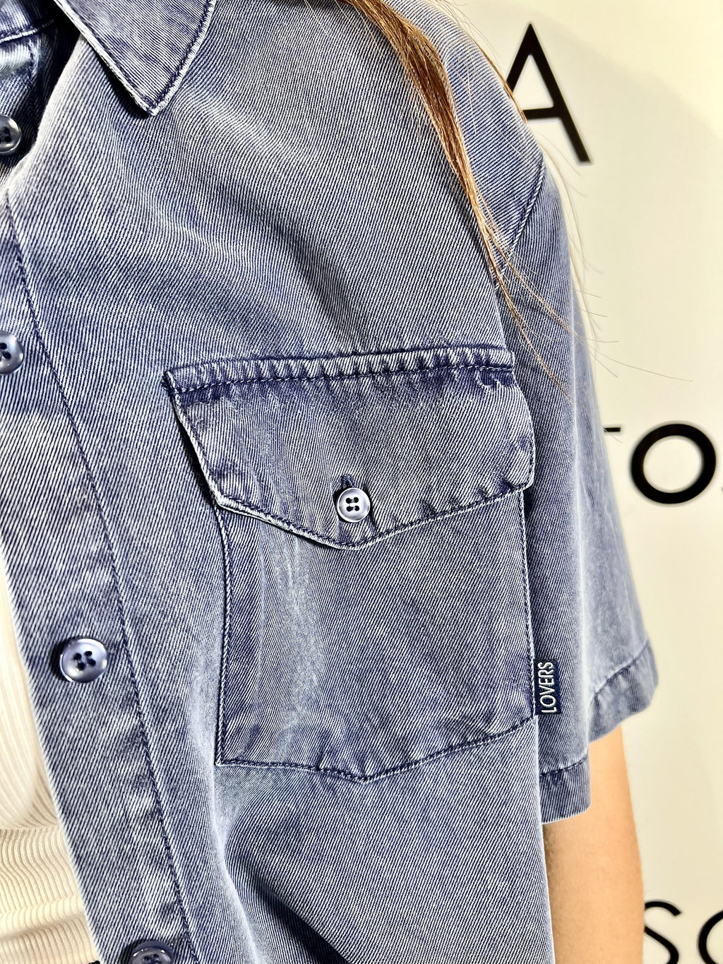 camicia corta con tasche applicate silvian heach 