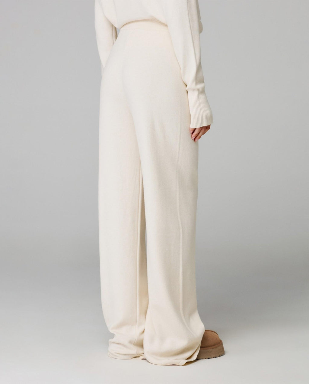 pantalone in maglia a palazzo con nervature bianco burro hinnominate 