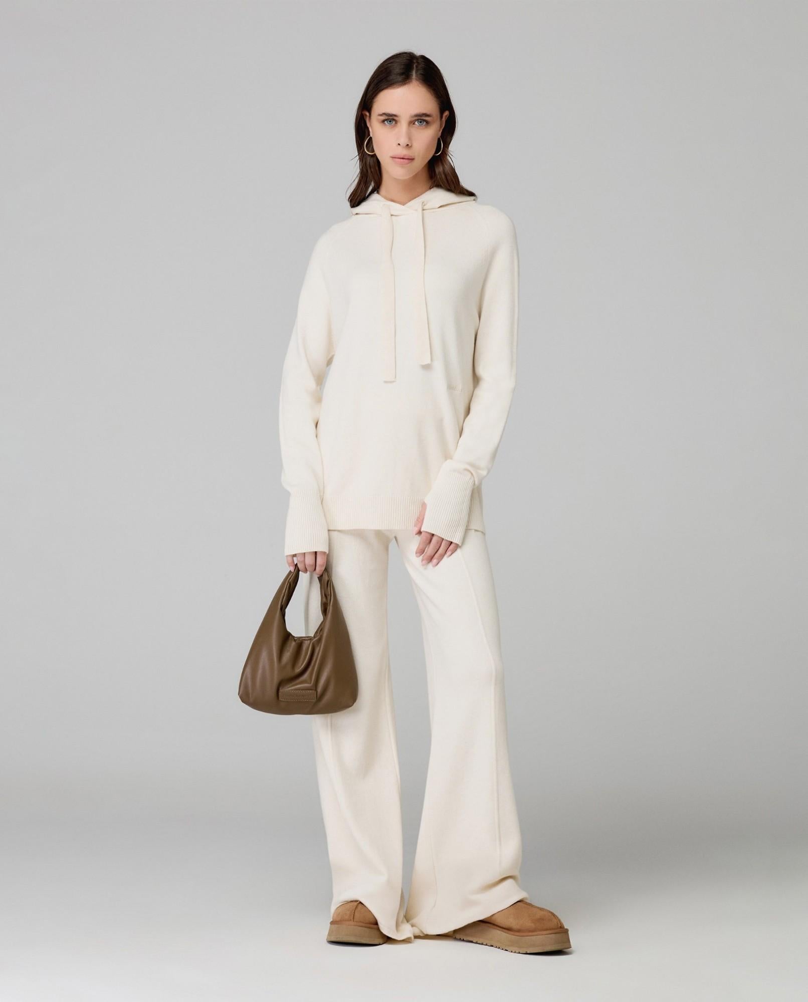 maglia cappuccio raglan con buchi ai polsi bianco burro hinnominate<BR/> 
