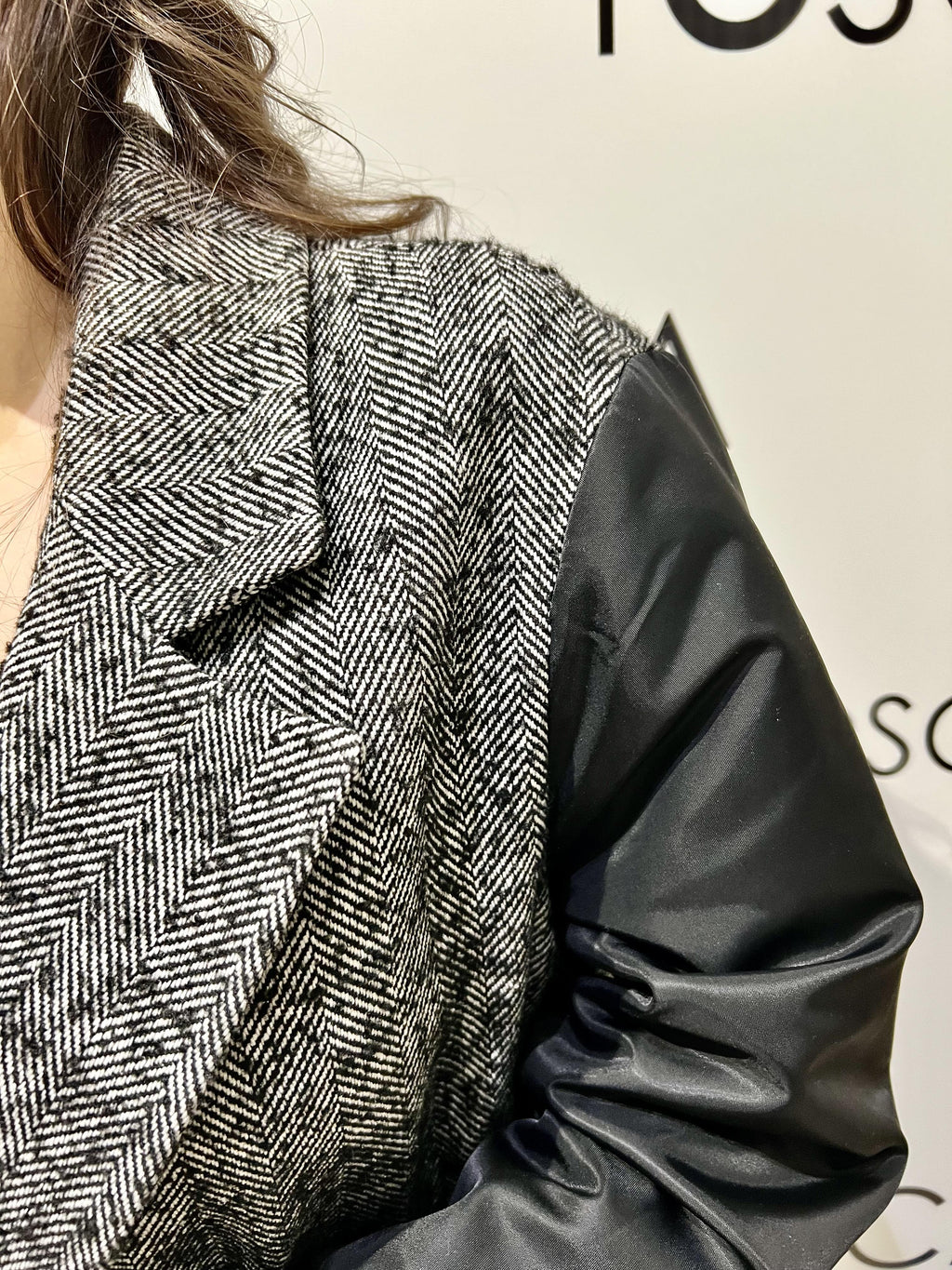 cappotto over lungo in panno e maniche in nylon 