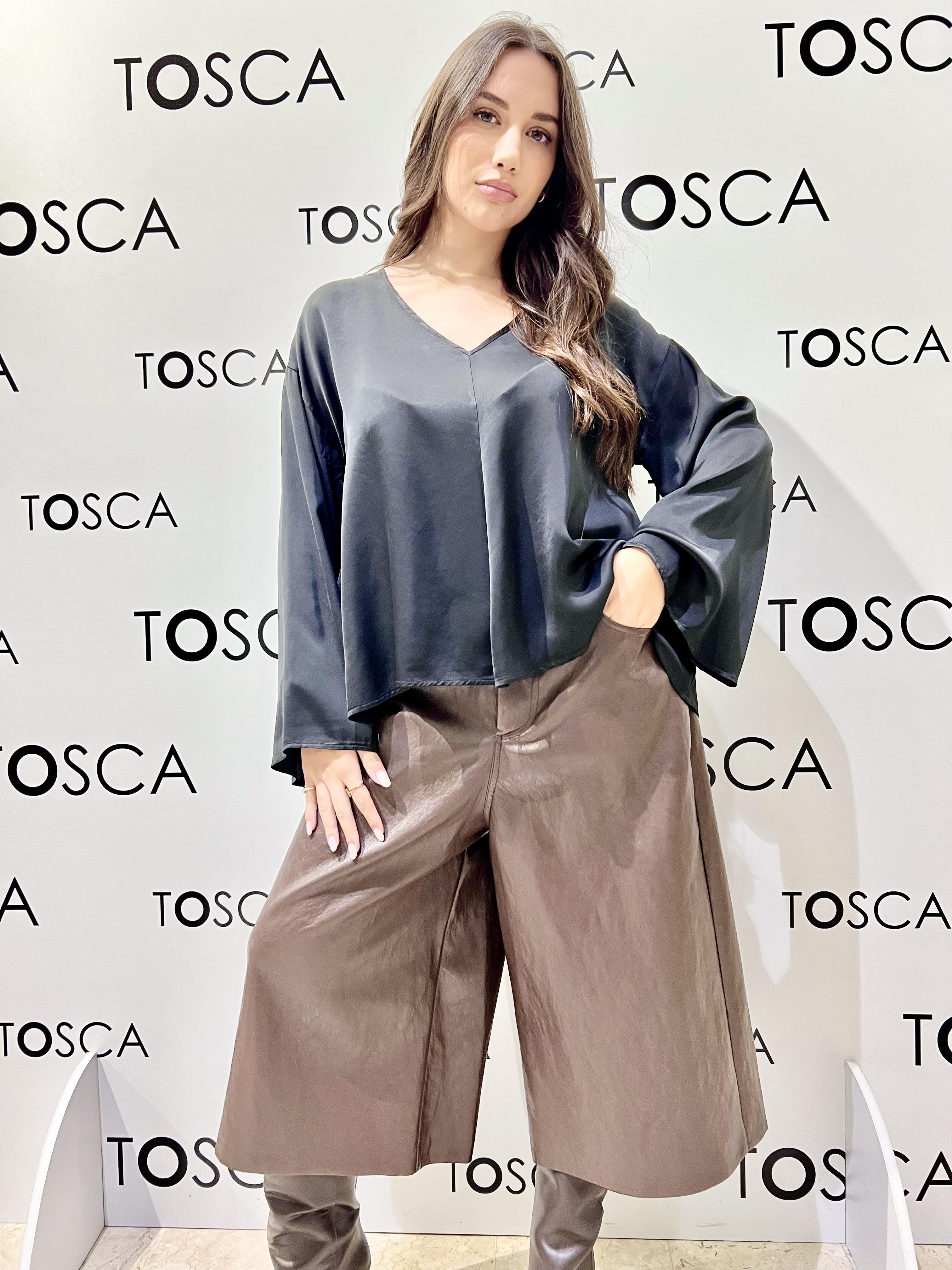 blusa scollo v nero maniche a calle W38F1079-25293V47NERO SOUVENIR