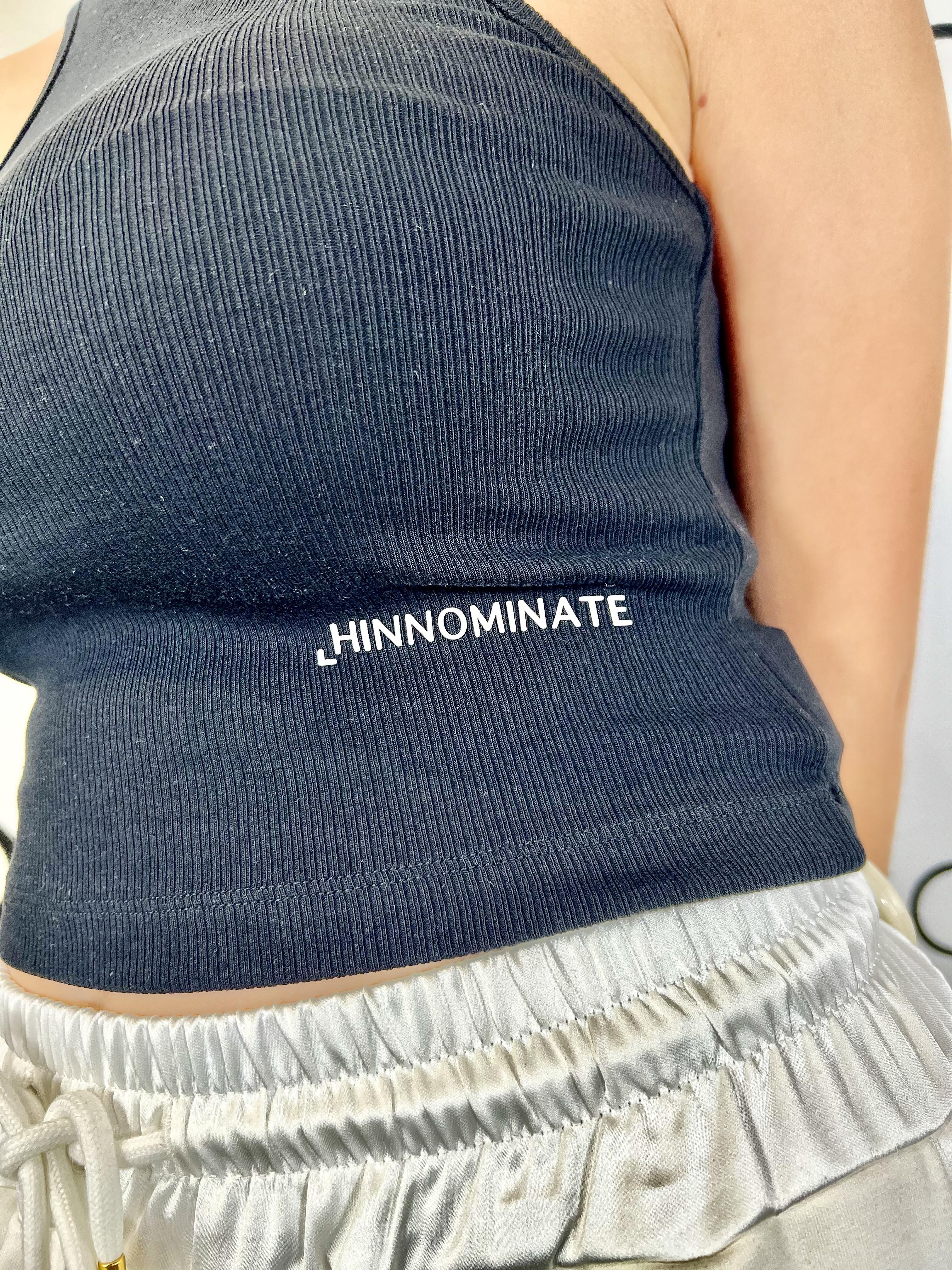 top in costina con apertura  hinnominate 