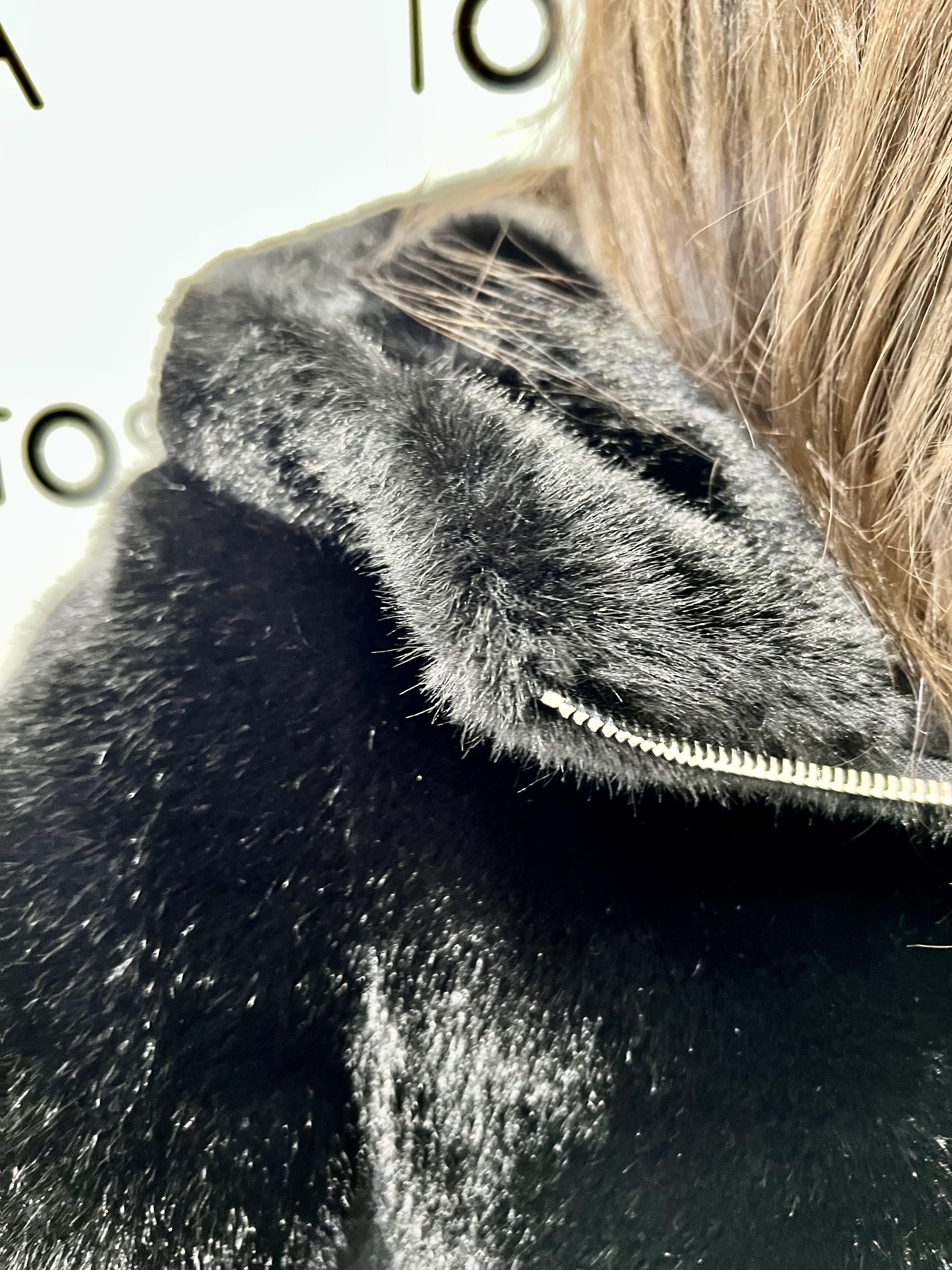 ecopelliccia corta nera ferone.1 S106YBFICANERO FERRONE