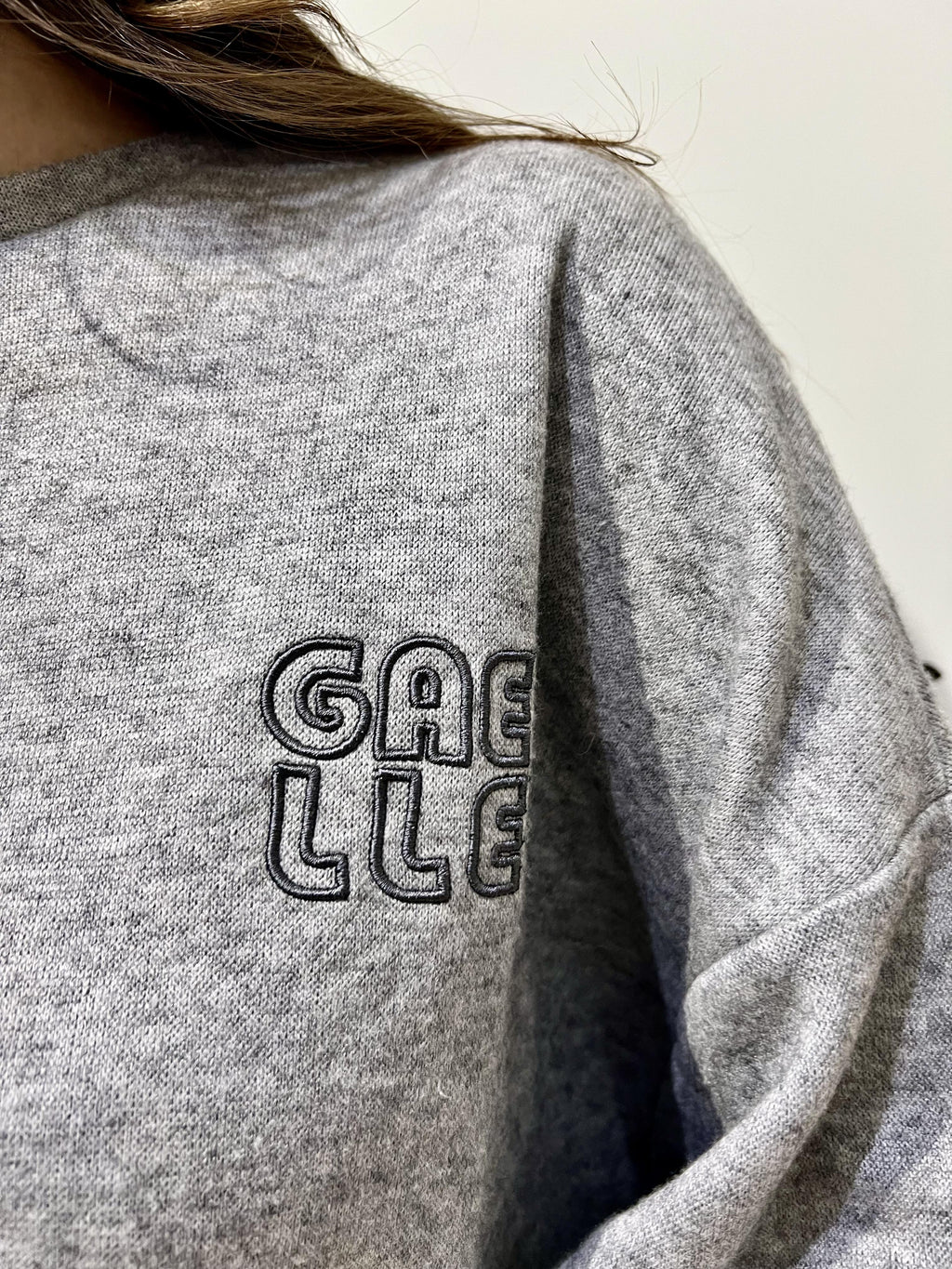 felpa paricollo in maglia con personalizzazione 
