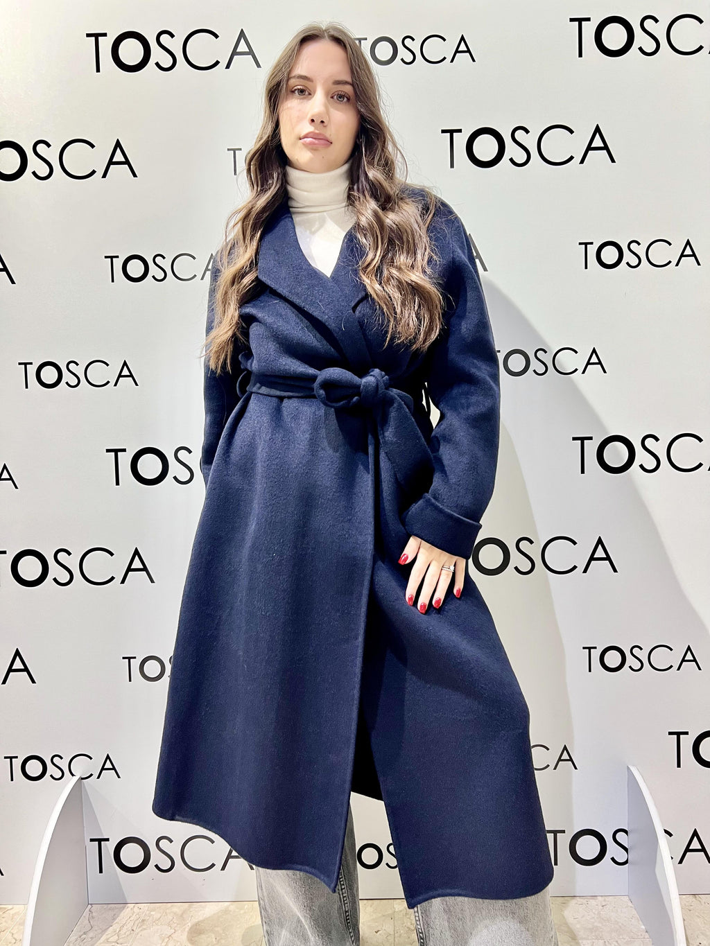 cappotto con cintura 