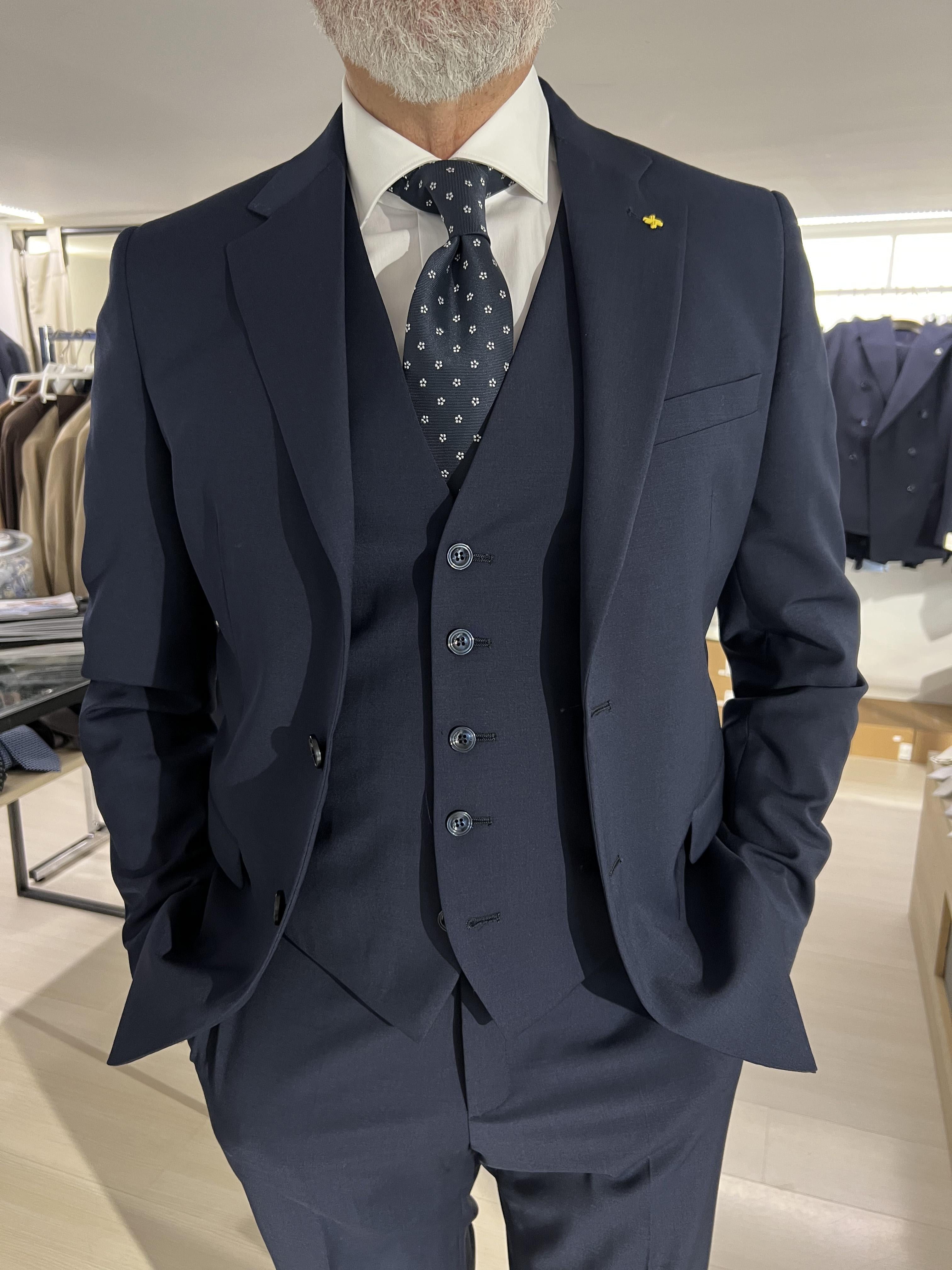 abito con gilet fresco lana alessandro gilles 