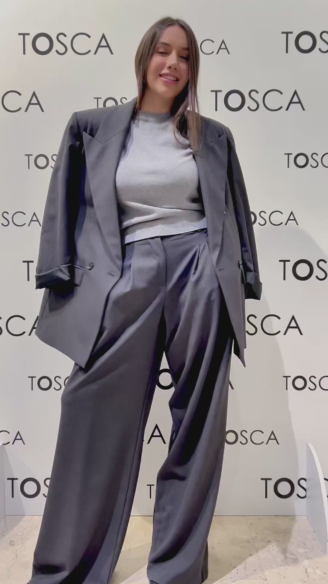 pantalone ampio vita bassa kontatto