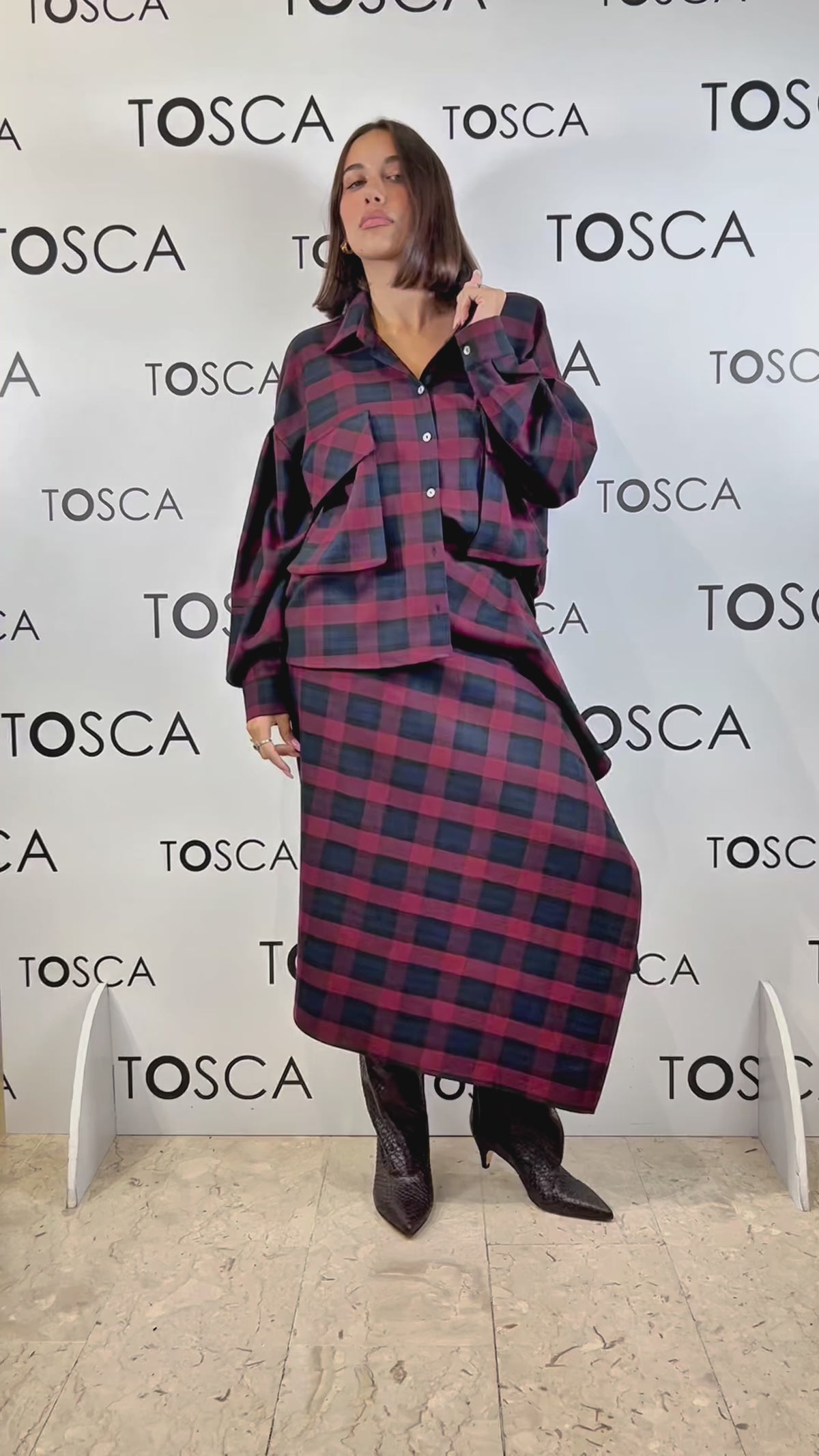 camicia a quadri corta con elastico dietro tensione in