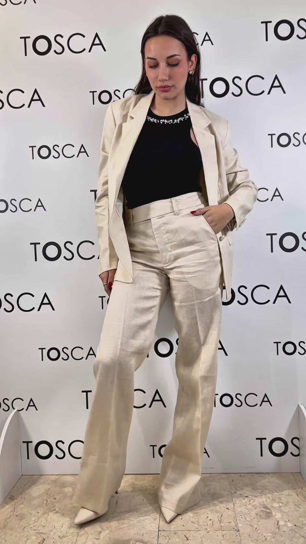 pantaloni a vita alta con linea elegante silvian heach