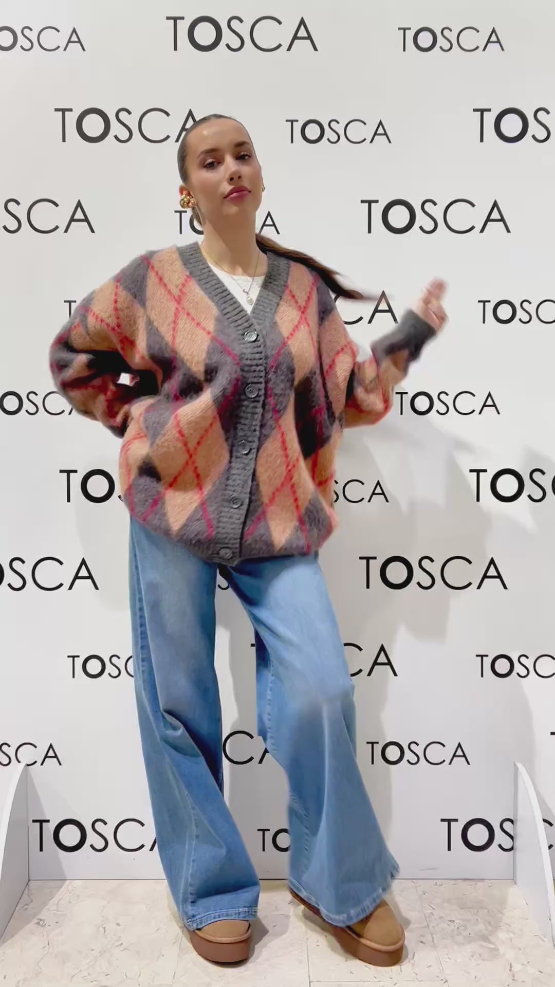 cardigan over rombi