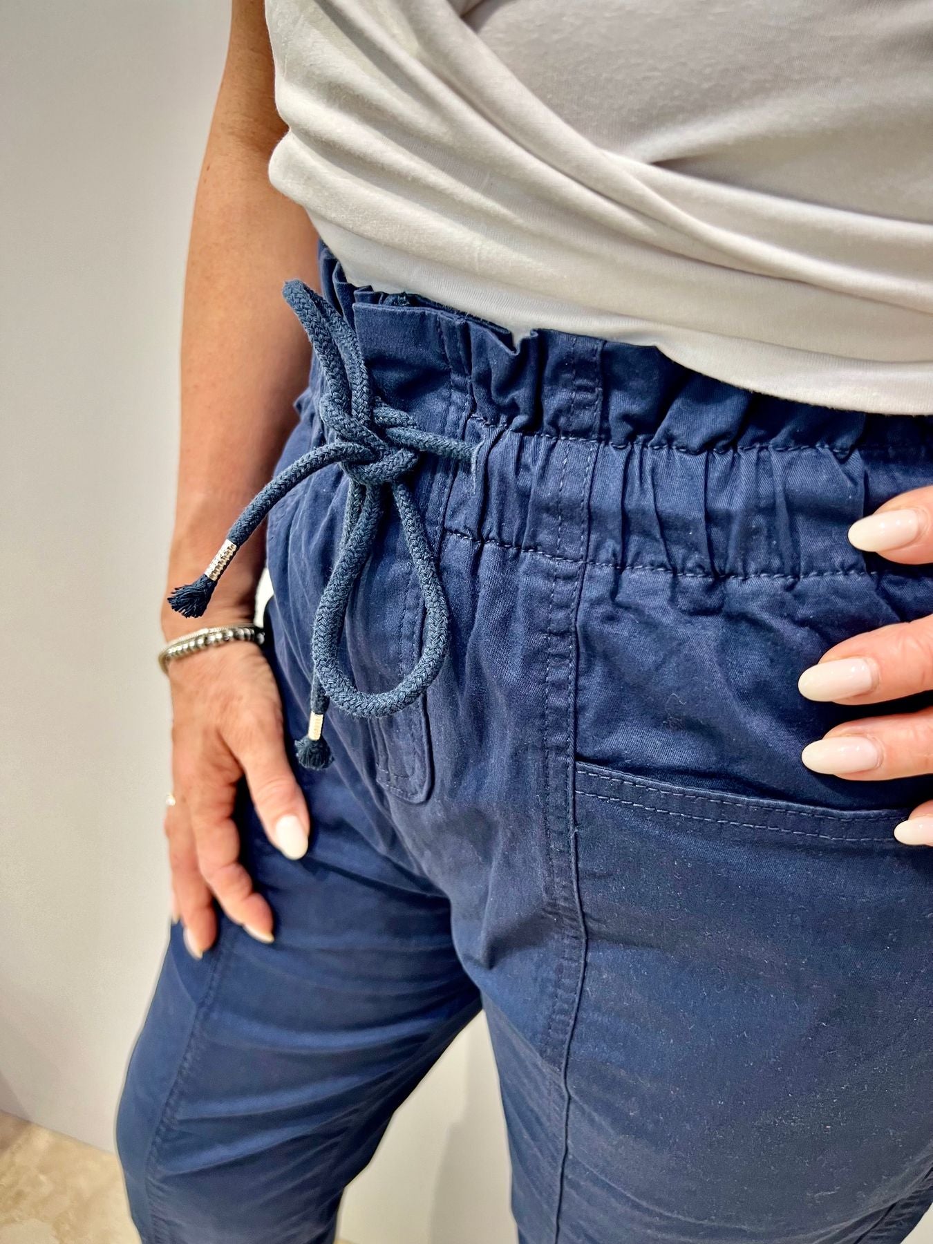 Pantaloni Silvian Heach